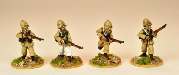 Legion in Troupes Colonial Uniform & Sun Helmet